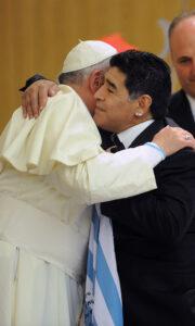 ROME, ITALY - SEPTEMBER 01:  Pope Francis meets Diego Maradona during an audience with the players of the 'Partita Interreligiosa Della Pace' at Paul VI Hall  before the Interreligious Match For Peace at Olimpico Stadium on September 1, 2014 in Rome, Italy.  (Photo by Pier Marco Tacca/Getty Images) *** Local Caption *** Pope Francis;Diego Maradona